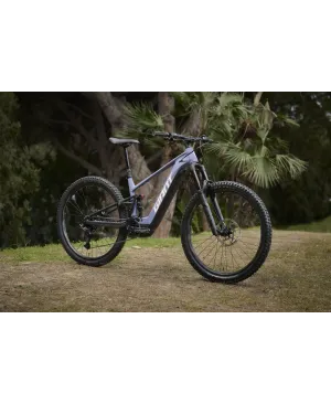 GIANT STANCE E+2
